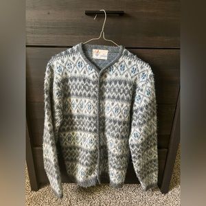 vintage Big J by Jantzen sweater size Medium 36-38